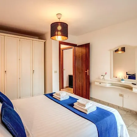 Stella D'argento Apartment *